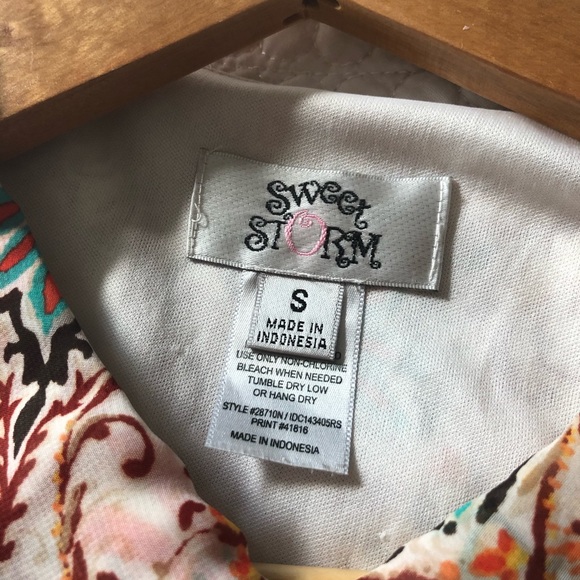 SWEET STORM Fit Flare Mini Dress Floral Ruffle V Neck Orange Cream Size Small - Picture 3 of 12